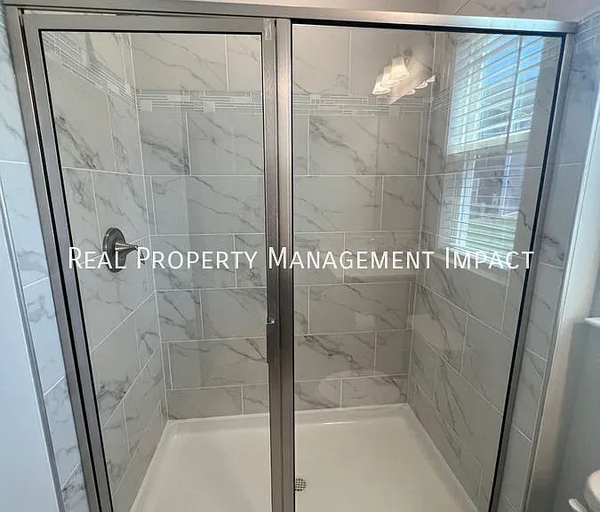 412 Daffodil Petal Ln — Photo 36