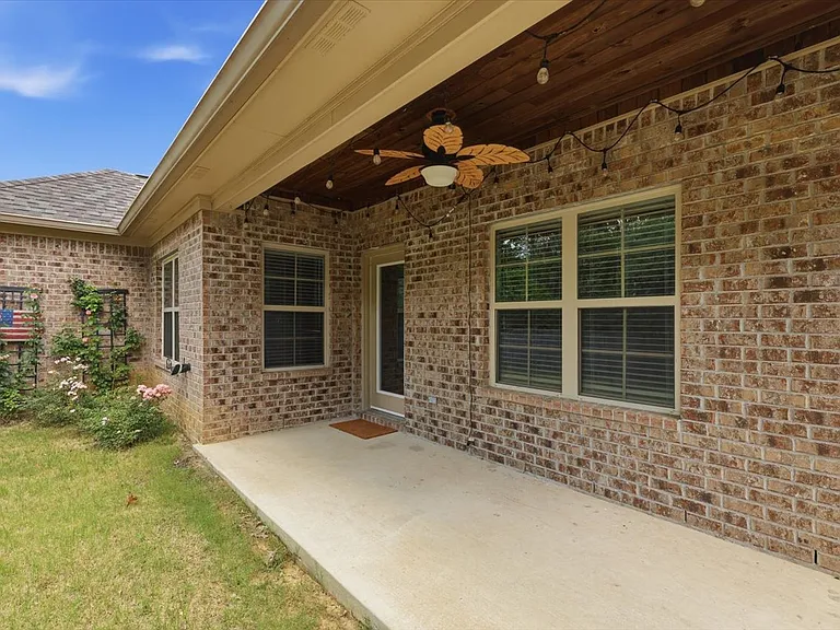 917 Willow Grande Cir — Photo 29