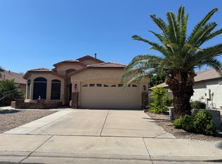 6411 W Adobe Dr, Glendale, AZ 85308