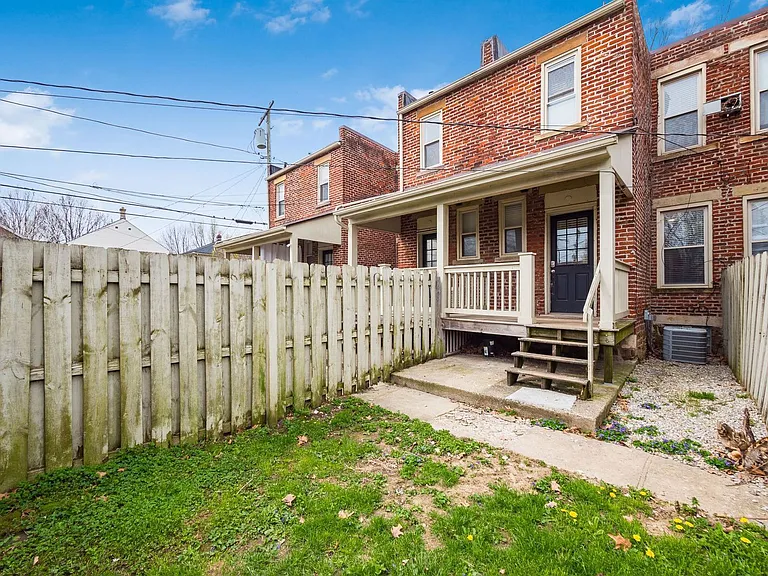 1246 S Washington Ave — Photo 30