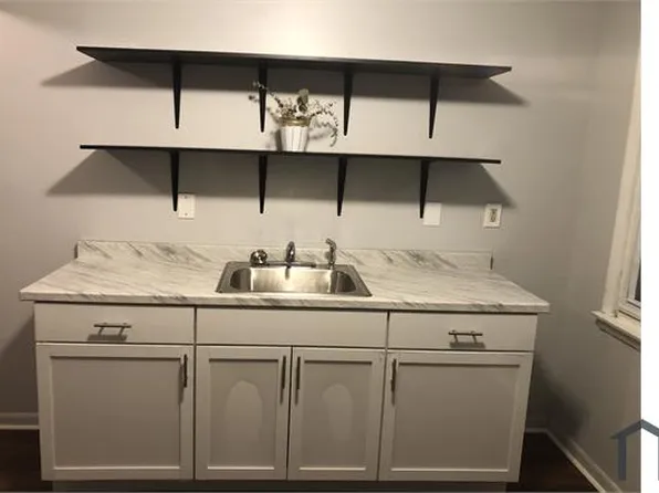 163 Union Ave #163, Bridgeport, CT 06607