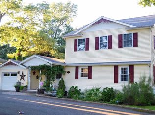 339 Woodlawn Ave, Saint James, NY 11780