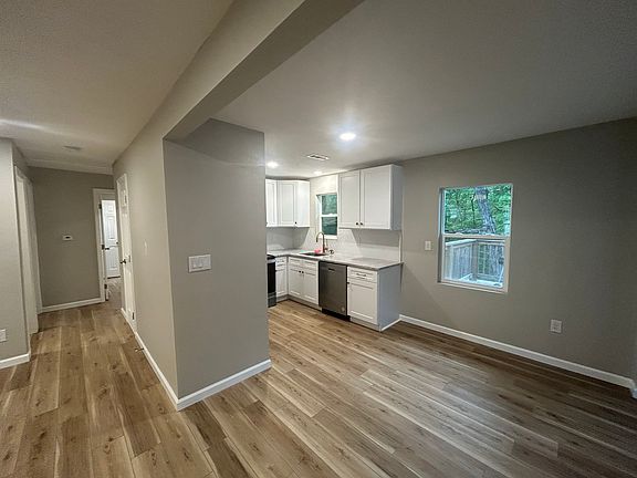 5th image of 9 Proctor Dr #9