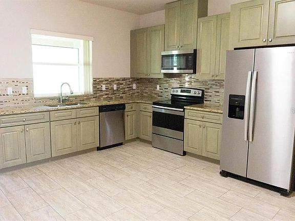 2nd image of 18 Bren Mar Ln #A