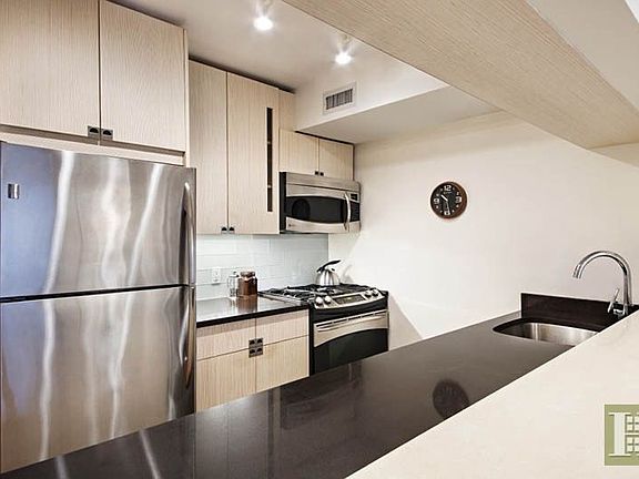4th image of 2101 Fredrick Douglass Blvd Unit 3B