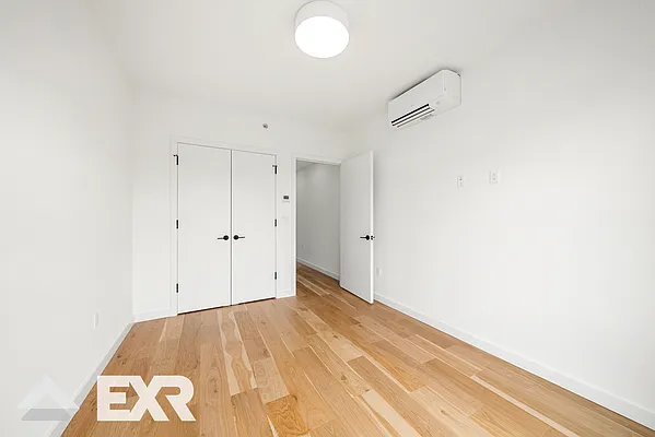 Rented by EXR | media 17