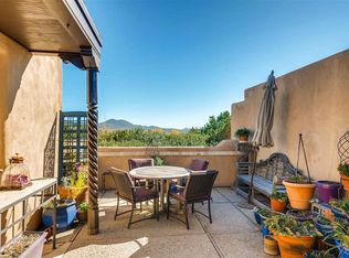 339 Calle Loma Norte, Santa Fe, NM 87501