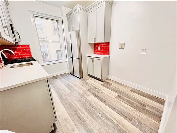 4th image of 730 W 183rd St APT 2C