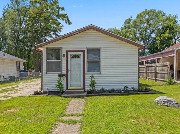 804 E 21st Ct, Des Moines, IA 50317