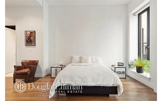 Rented by Douglas Elliman | media 14