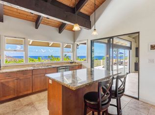 17 Akumu Way, Wailuku, HI 96793