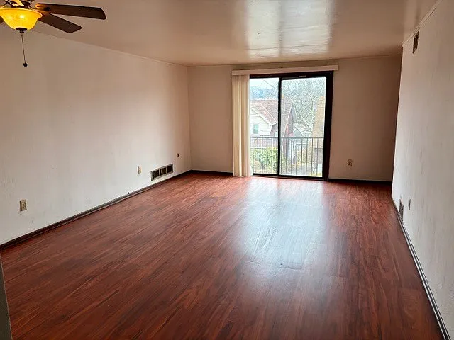 4034 Murray Ave photo 1