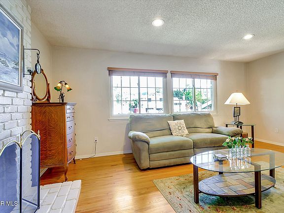 4th image of 883 Longford Ave