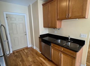 4566 W George St, Chicago, IL 60641