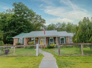 301 Dunbar St, Bryson City, NC 28713