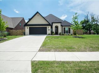 4159 E Black Canyon St, Fayetteville, AR 72701