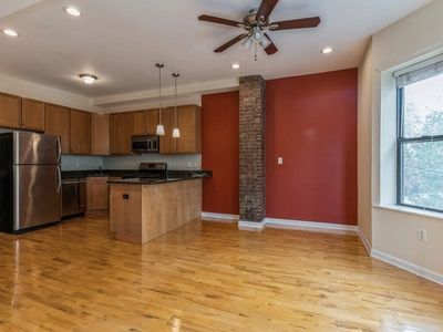 54 47th St APT 2, Weehawken, NJ, 07086