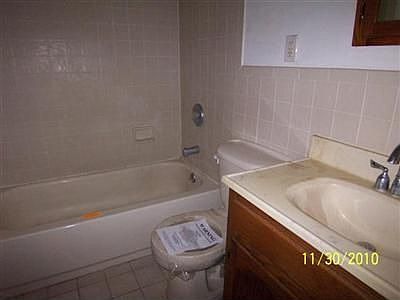 5th image of 75 Brookwood Dr
