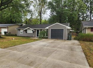 2719 Wyandot Dr, Dover, OH