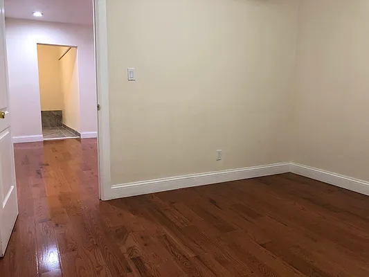 Rented by Stephen P. Wald | media 10