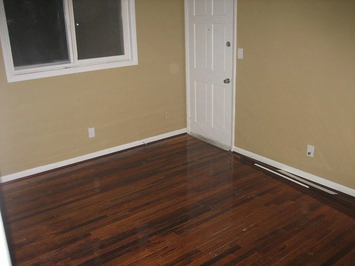 2 bed, 700 sqft, $1,600 — Photo 4