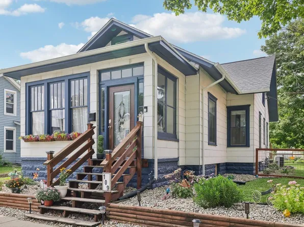 109 South 1st Street, Evansville, WI 53536