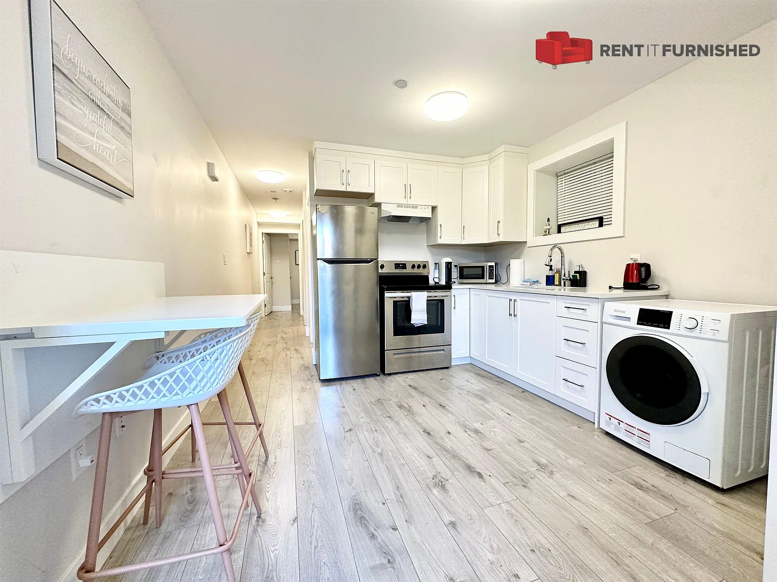 2 bed, 400 sqft, $1,895 — Photo 1