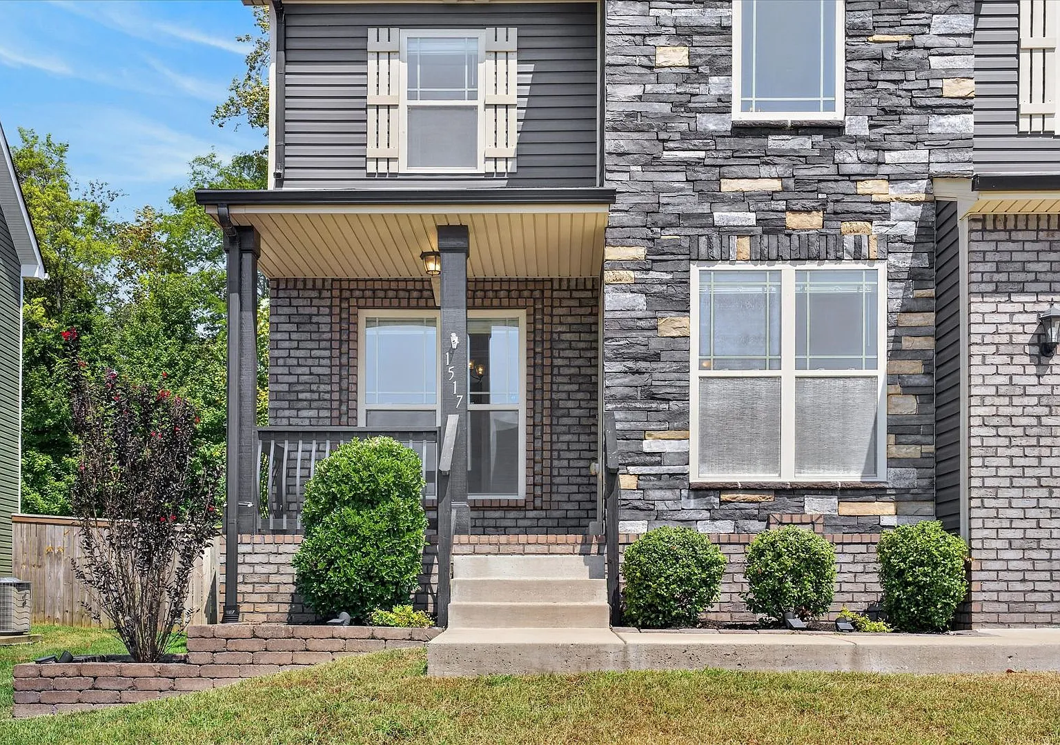 Pet Friendly Four Bedroom! — Photo 4