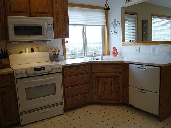 5th image of 1314 Jackman St
