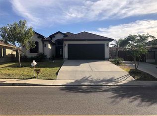 1813 Los Presidentes Ave, Laredo, TX 78046