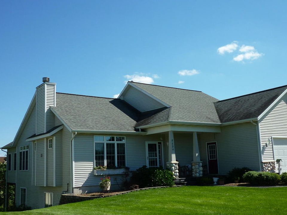 1st image of 8634 Willow Creek Dr