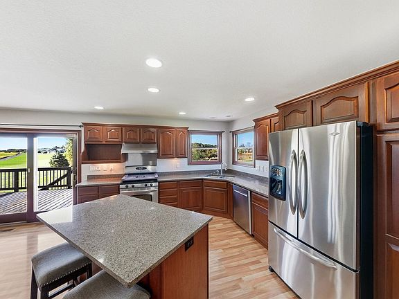 3rd image of 2551 E Metz Rd