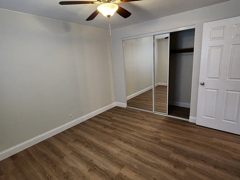 727 Rocky Road Dr — Photo 25