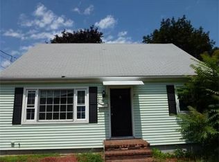 50 17th St, Lowell, MA 01850