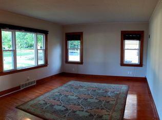 406 N 1st St, Peotone, IL