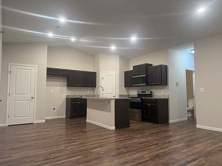 1350 N Azena St #1350 — Photo 1