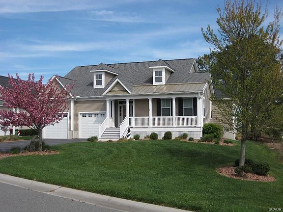 3rd image of 37344 Hidden Bay Dr