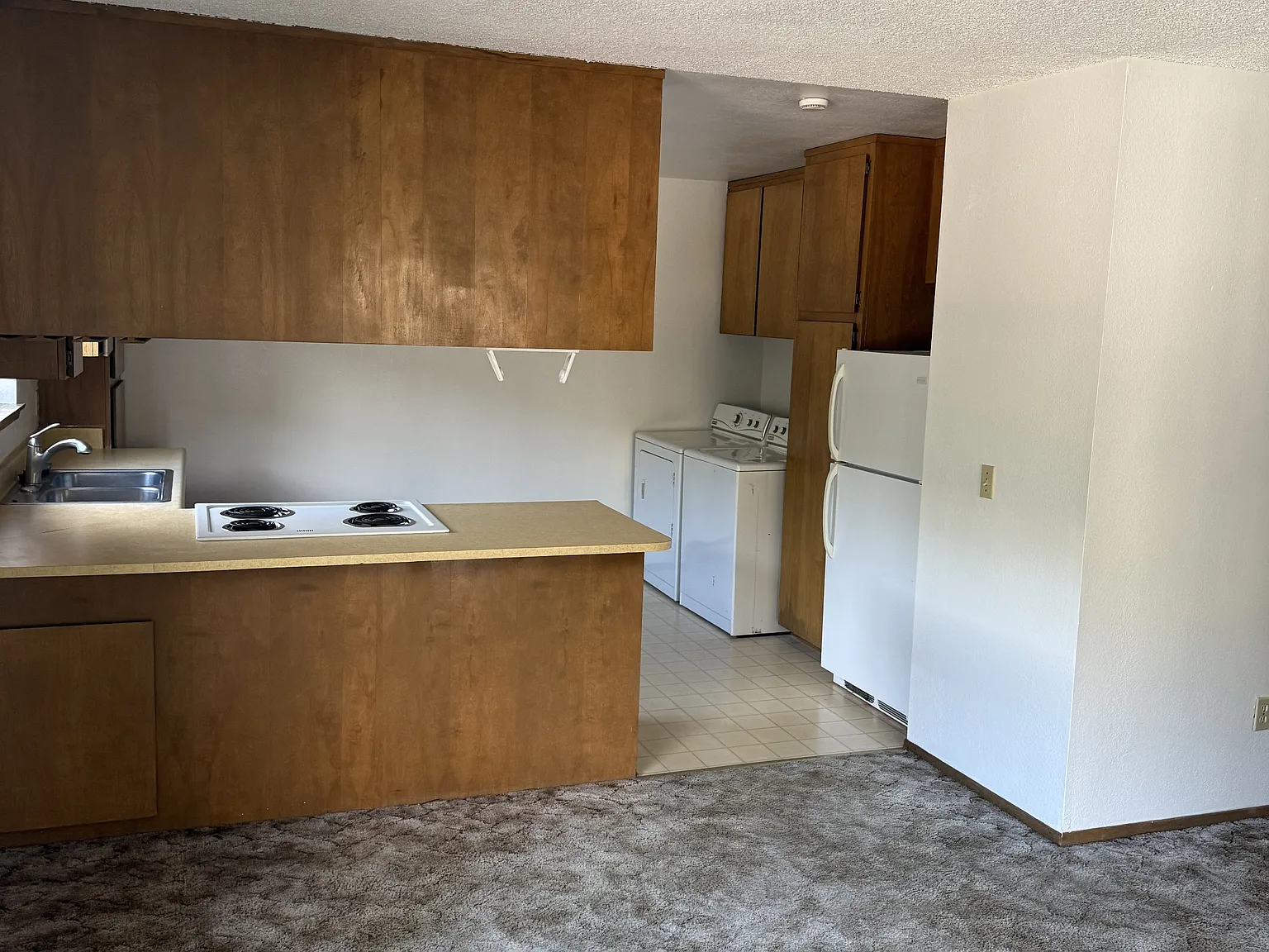 5816 Castle Ave Unit 4 - 1 — Photo 1