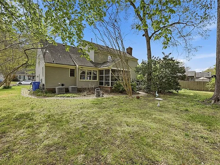 708 Marston Dr — Photo 22