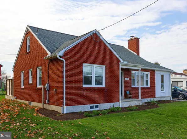 539 Laudermilch Rd, Hershey, PA 17033