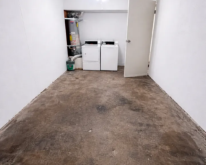 214 W 13th Ave — Photo 14