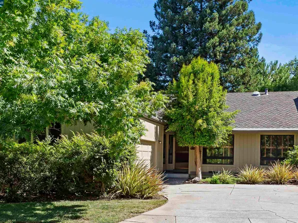 3113 Lippizaner Ln, Walnut Creek, CA 94598