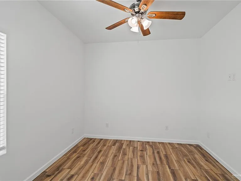 2104 E San Andrea St #4 — Photo 10
