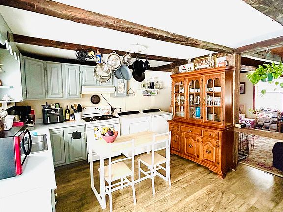 3rd image of 135 Athol Road