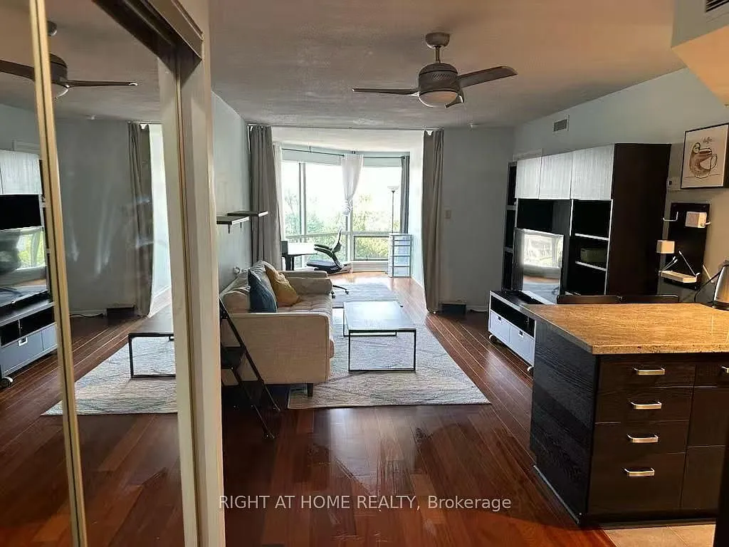 2 bed, $2,700 — Photo 4