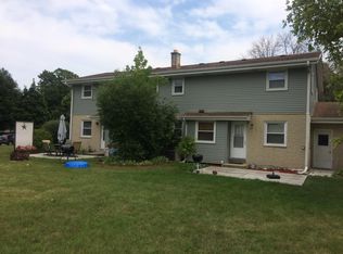 5338 Root River Dr, Greendale, WI 53129