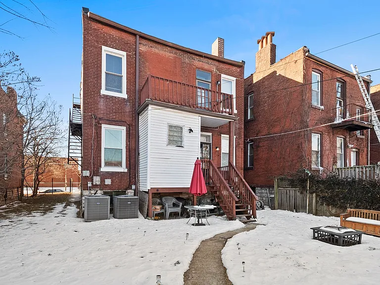 2137 Russell Blvd — Photo 24