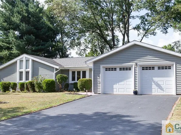 24 Pittsburgh Ave, Piscataway, NJ 08854