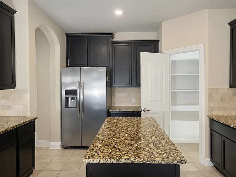 3913 Tunstall Dr — Photo 9