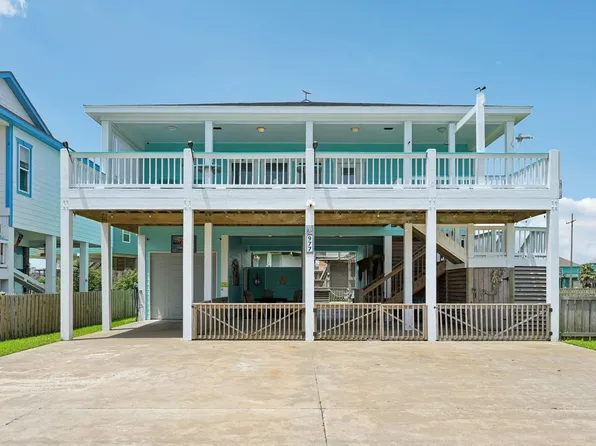 977 Bahama Dr, Crystal Beach, TX 77650